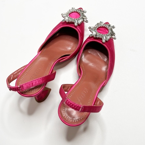 Hayixia Pointed High Heels - Picture 9 of 16